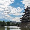松本城と広いお堀
