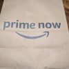 Amazon prime nowのロゴ入り紙袋